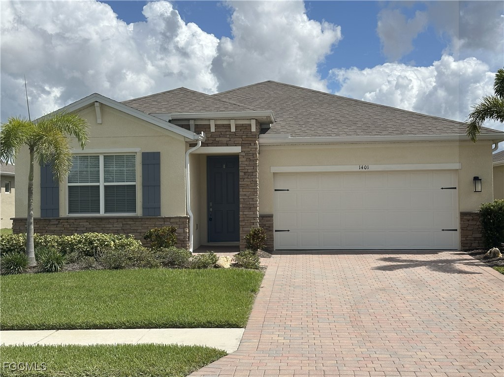 2 bed home in Port Charlotte