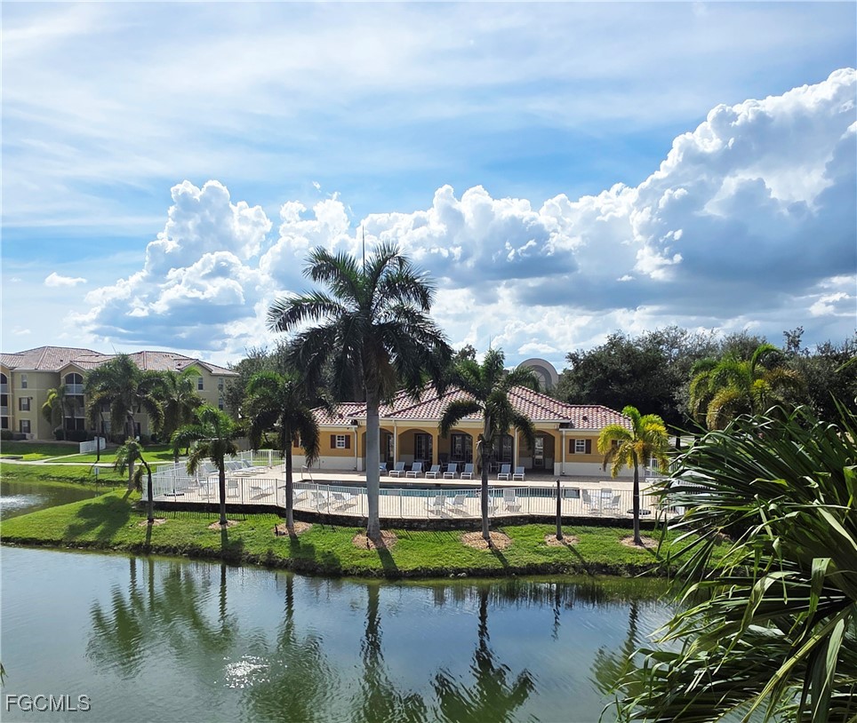 2 bed home in Fort Myers