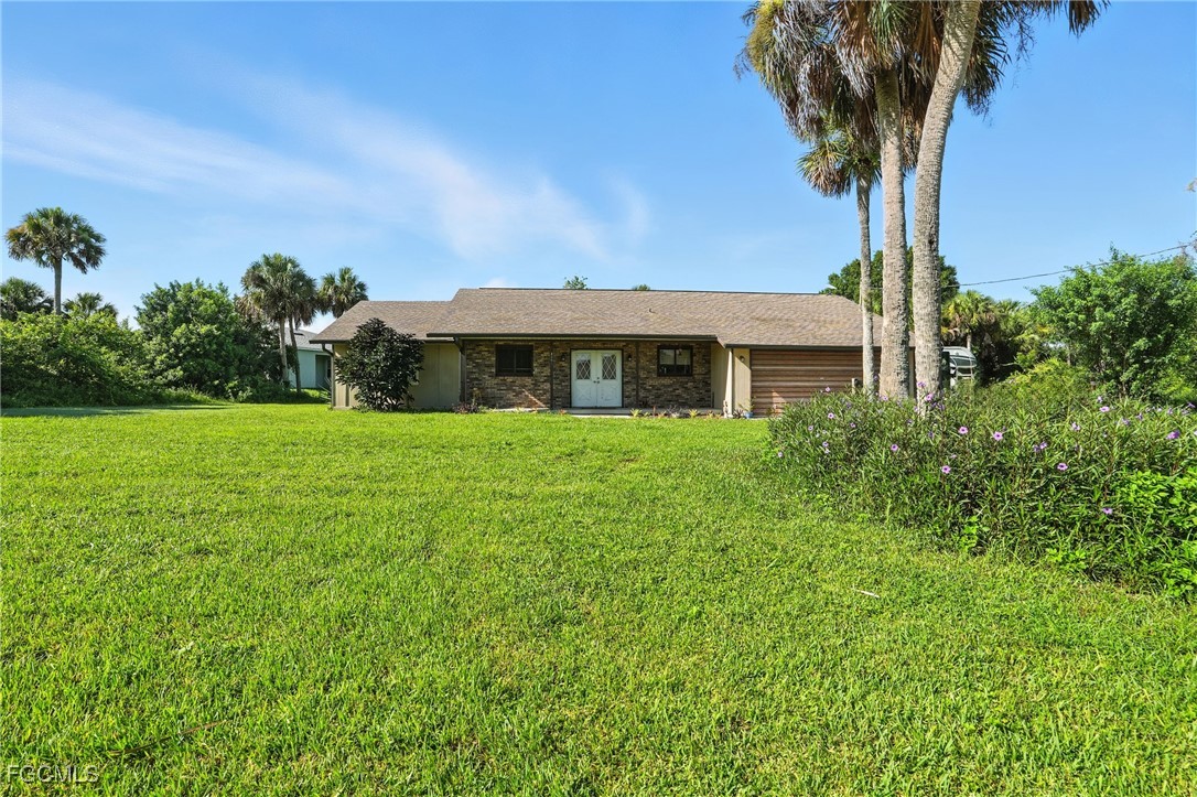 3 bed home in Labelle
