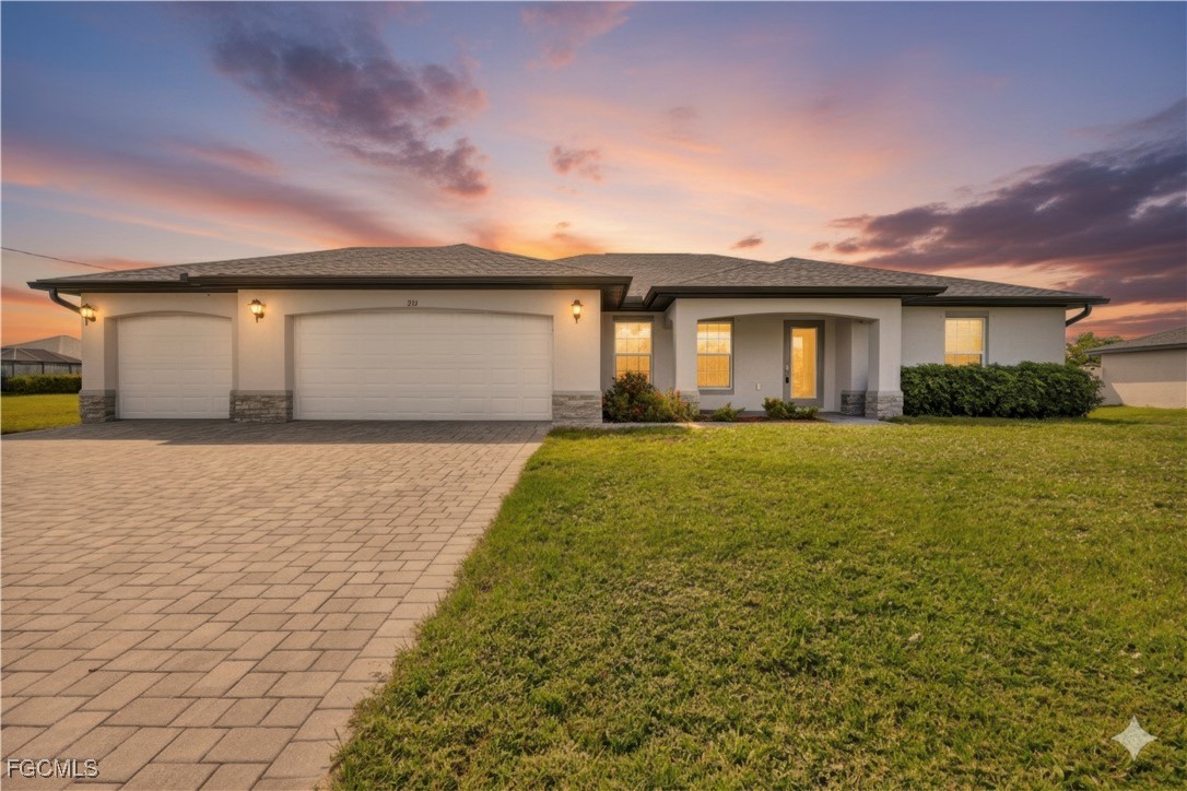 4 bed home in Cape Coral