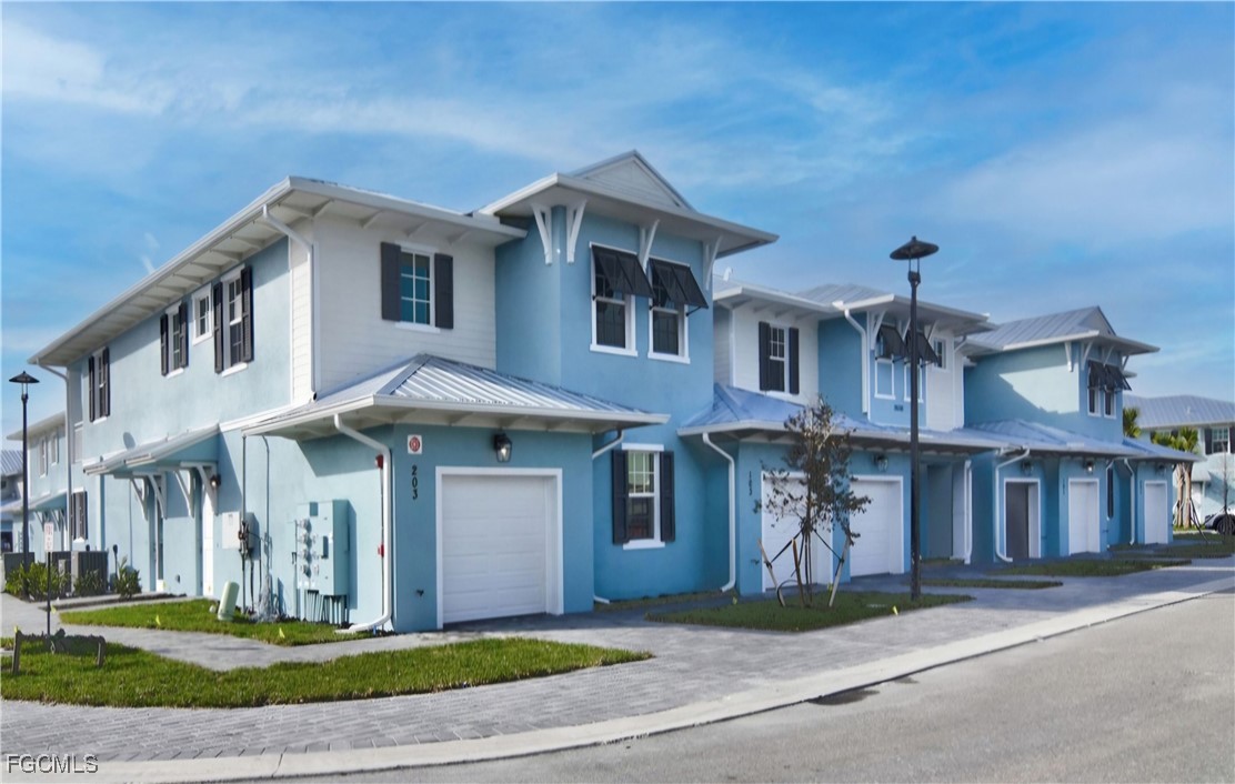 3 bed home in Bonita Springs