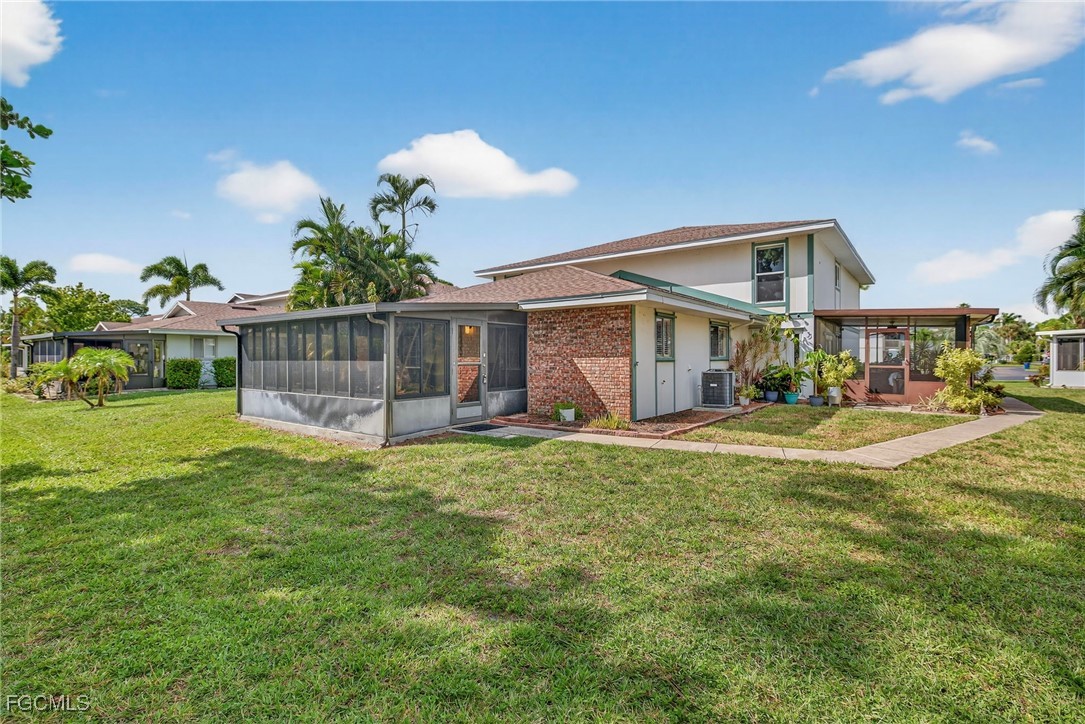 2 bed home in Fort Myers