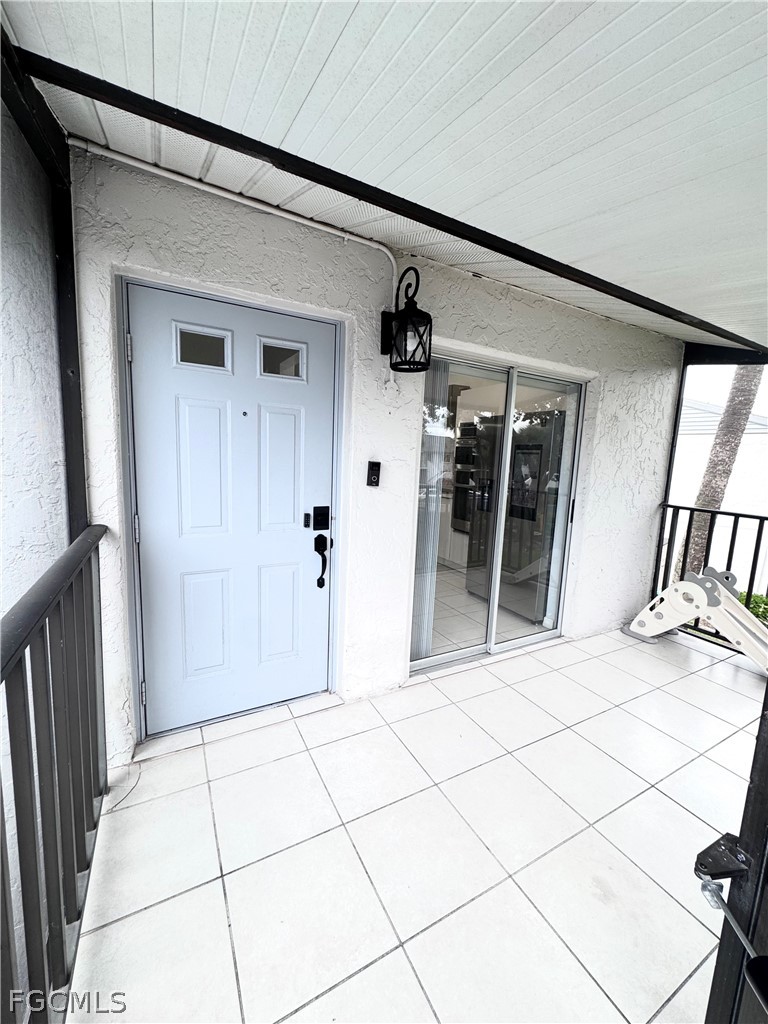 2 bed home in Naples