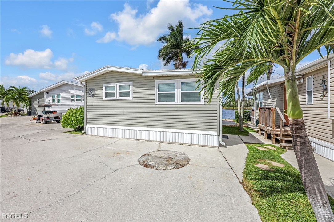 1 bed home in Fort Myers