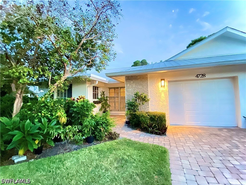 4 bed home in Naples