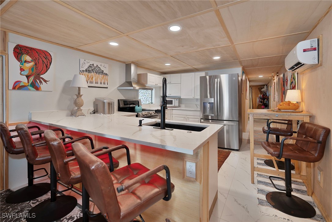 2 bed home in Naples