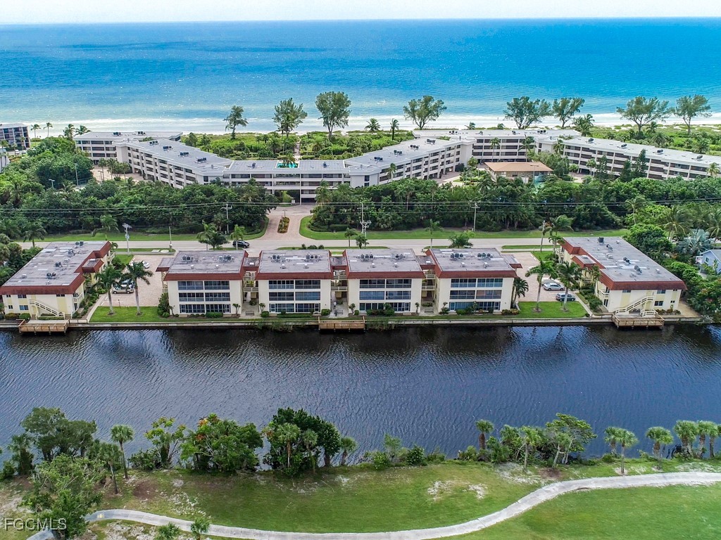 2 bed home in Sanibel