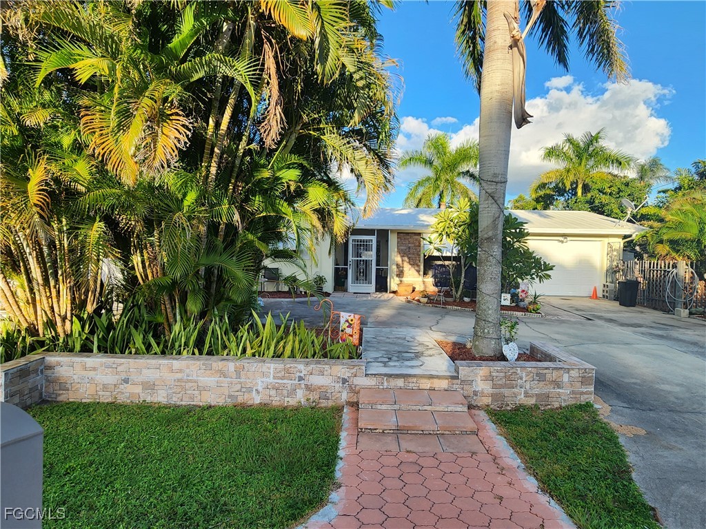 3 bed home in North Fort Myers
