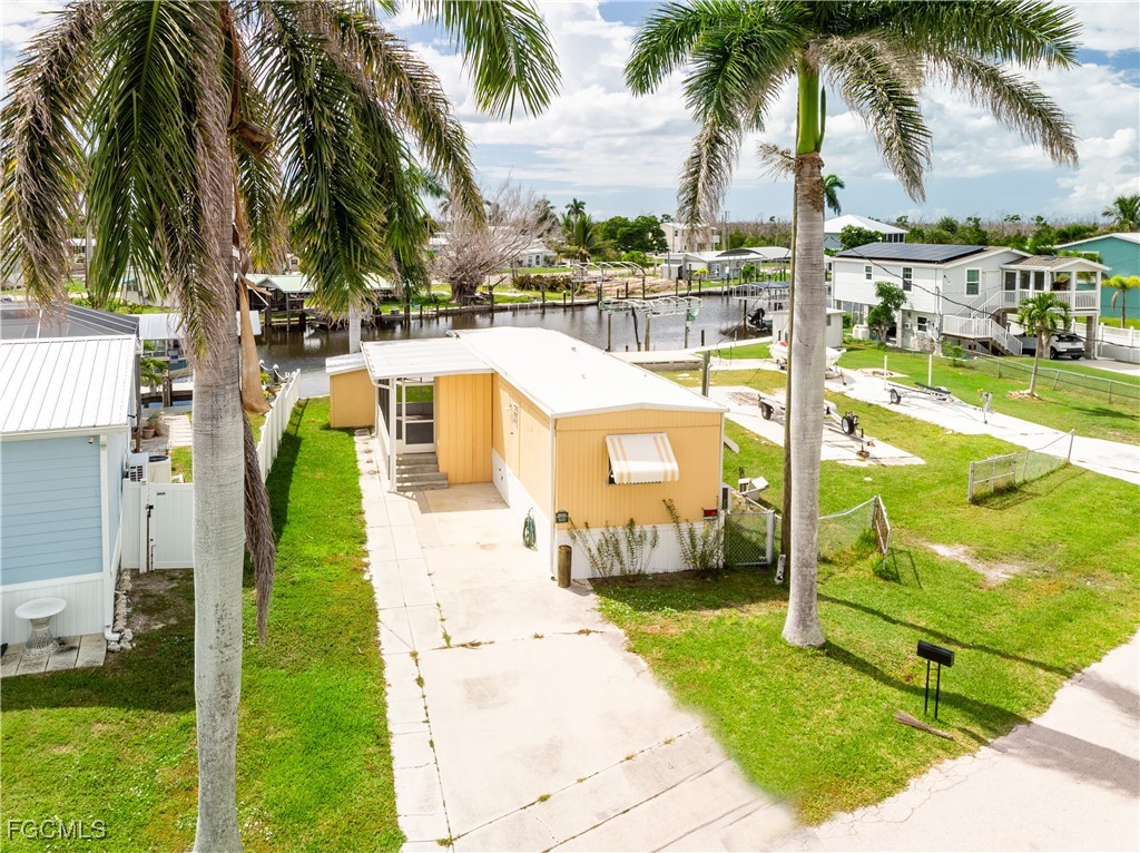 2 bed home in St James City