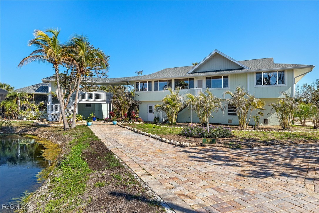4 bed home in Sanibel