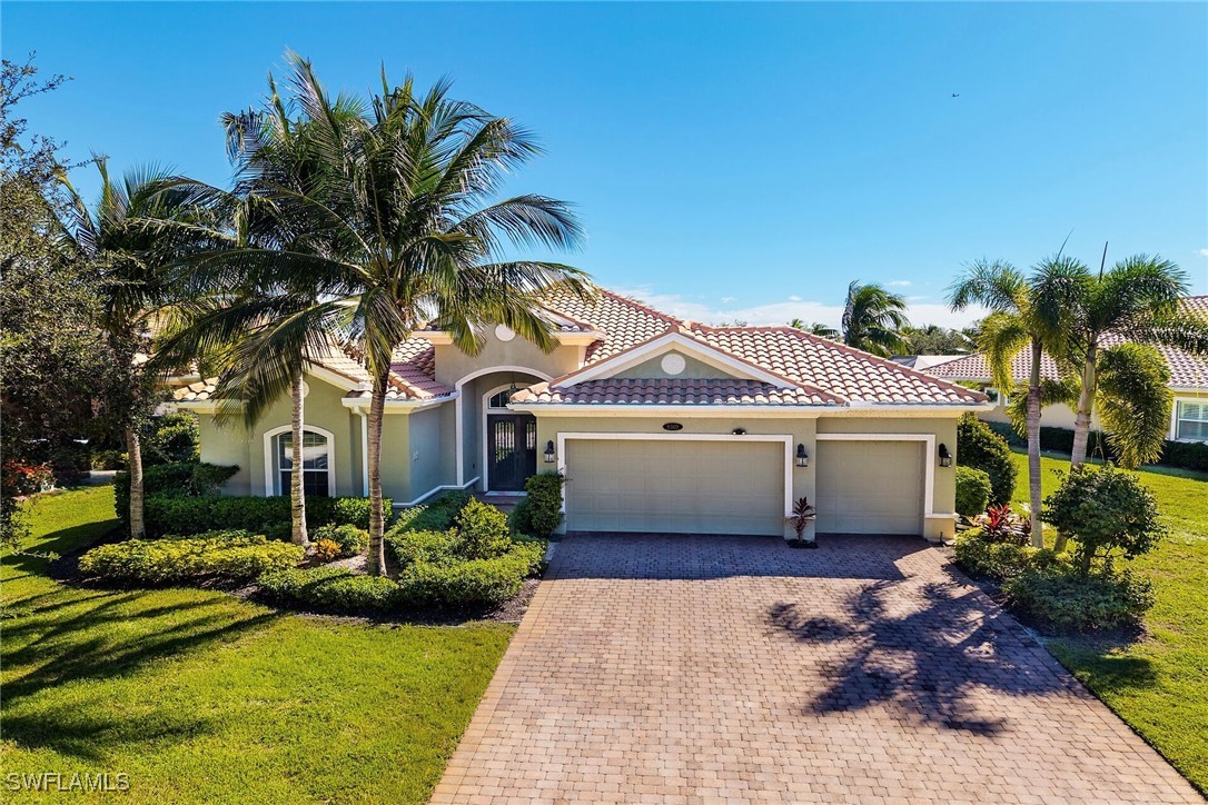 3 bed home in Naples