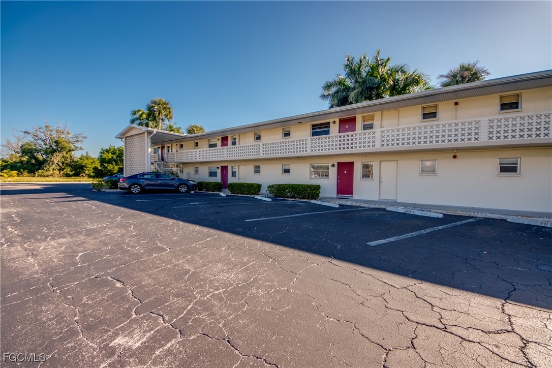 2 bed home in North Fort Myers