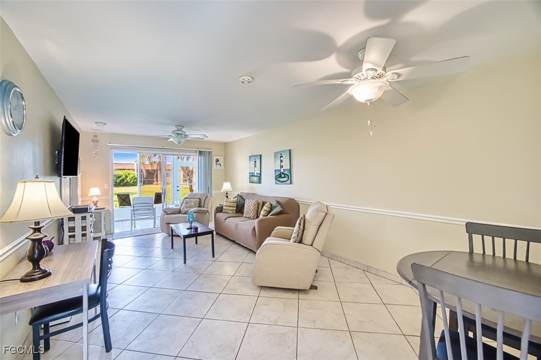 2 bed home in Fort Myers