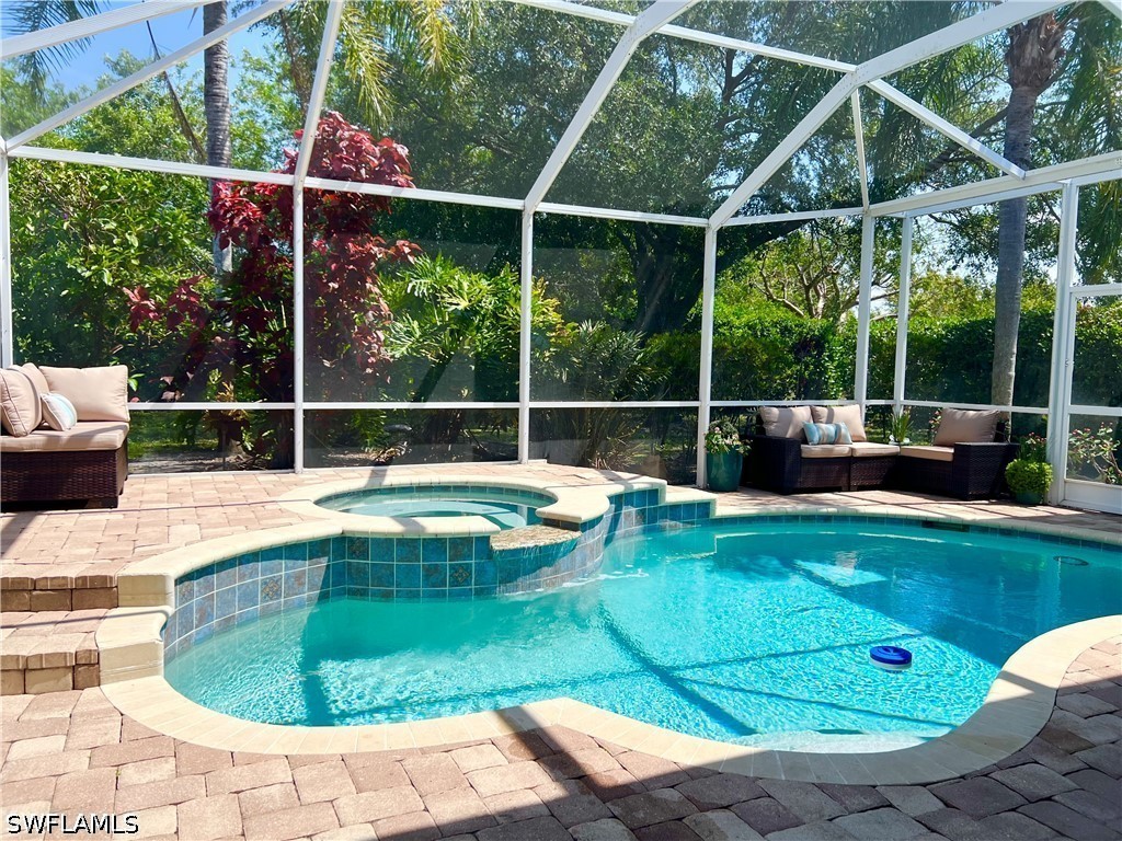3 bed home in Naples