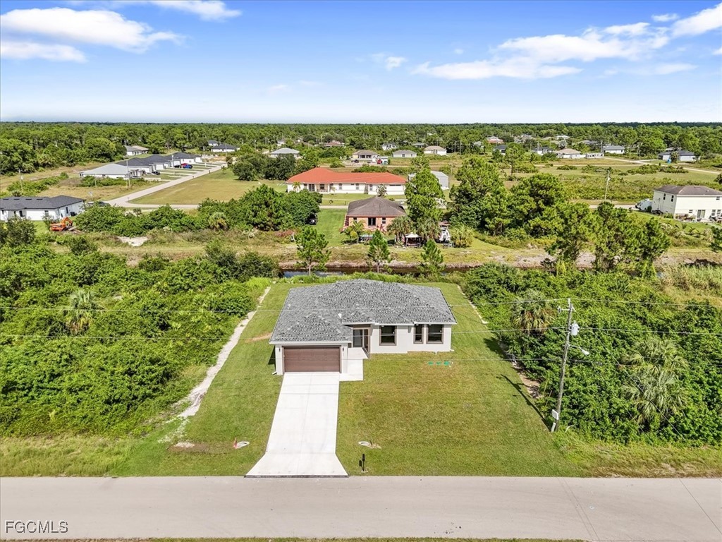 3 bed home in Lehigh Acres