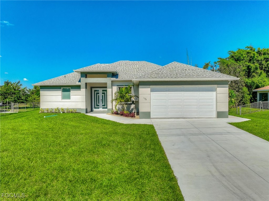 3 bed home in Lehigh Acres