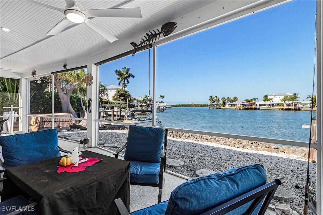 3 bed home in Naples