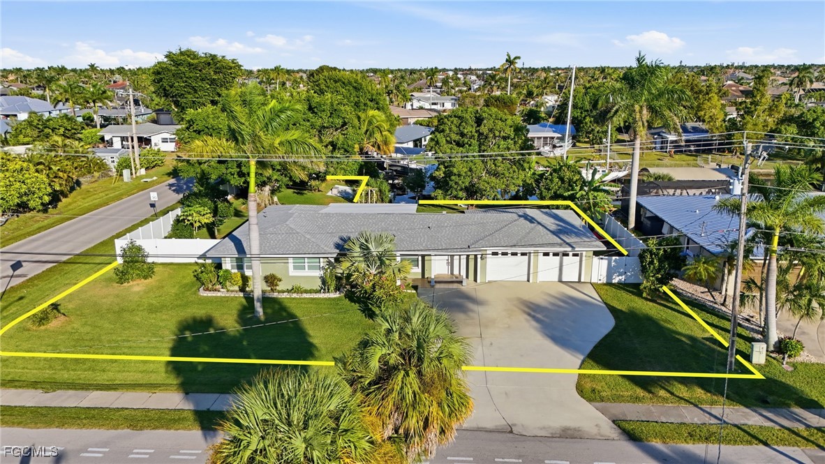 3 bed home in Cape Coral