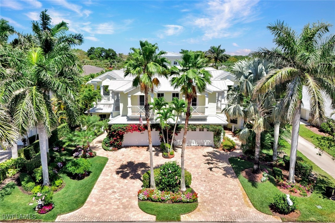 4 bed home in Naples