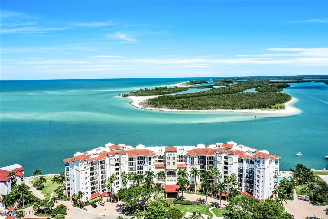3 bed home in Naples