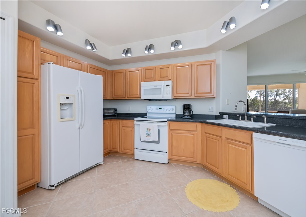2 bed home in Fort Myers