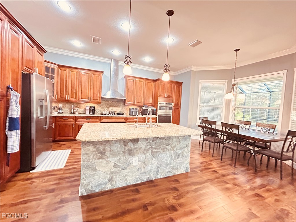 6 bed home in Fort Myers