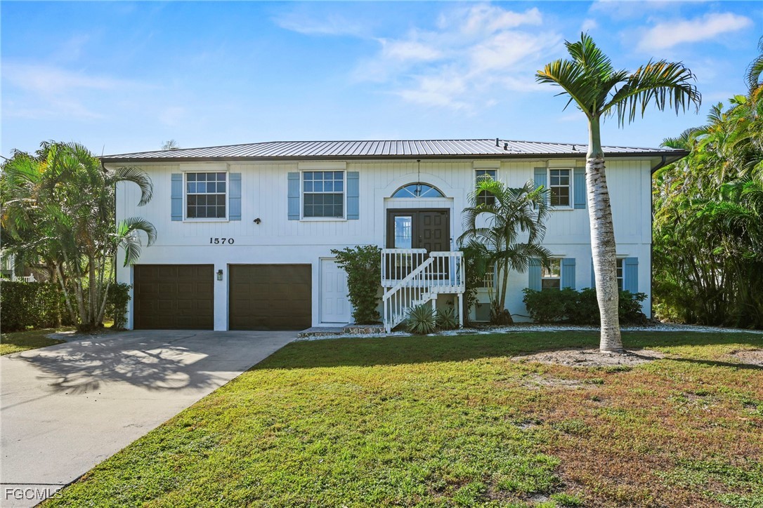 5 bed home in Naples