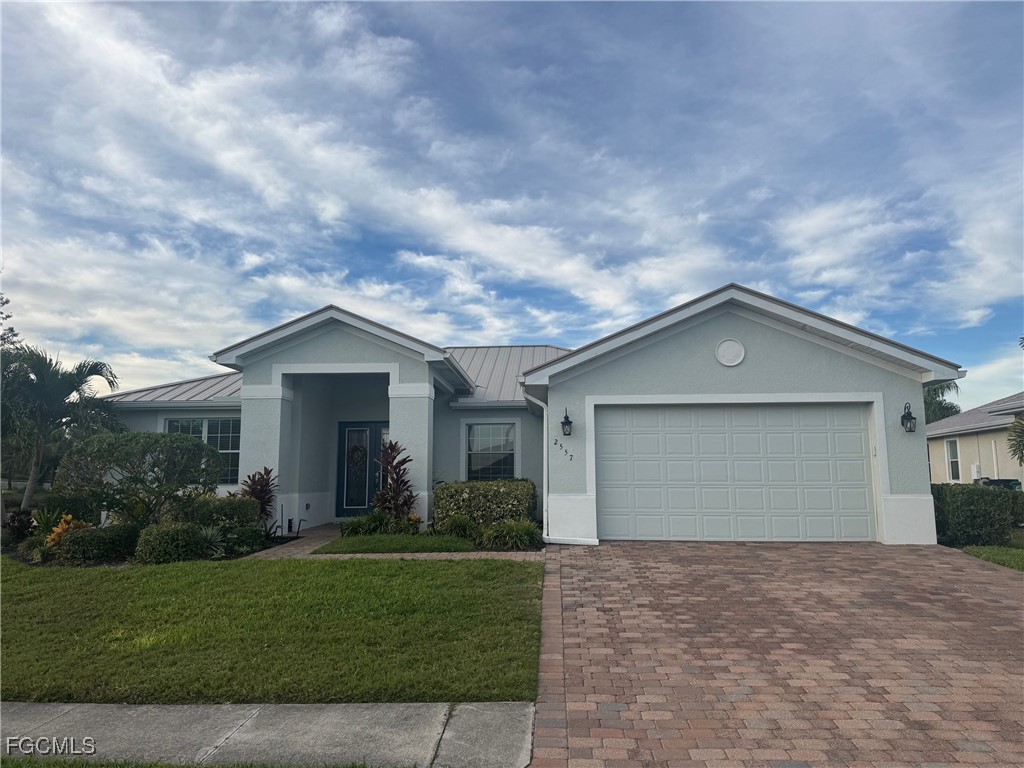 5 bed home in Cape Coral