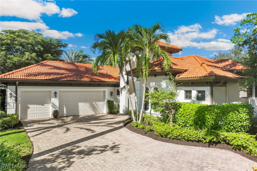 4 bed home in Naples