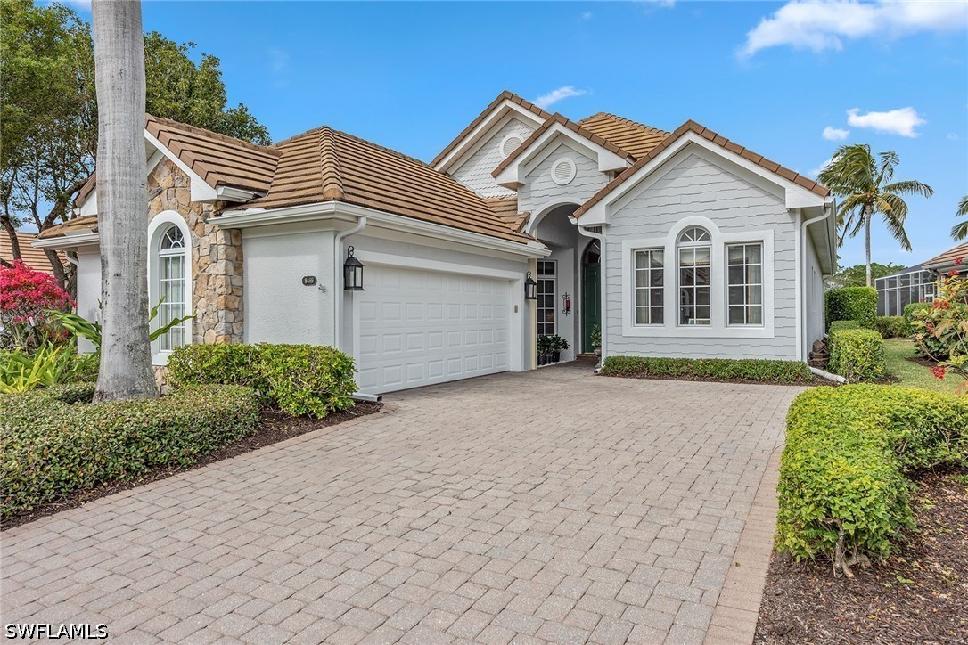 3 bed home in Naples