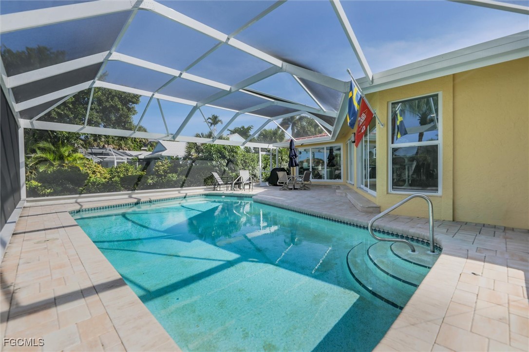 3 bed home in Sanibel