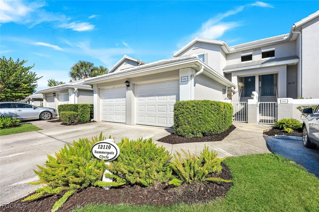 2 bed home in Fort Myers