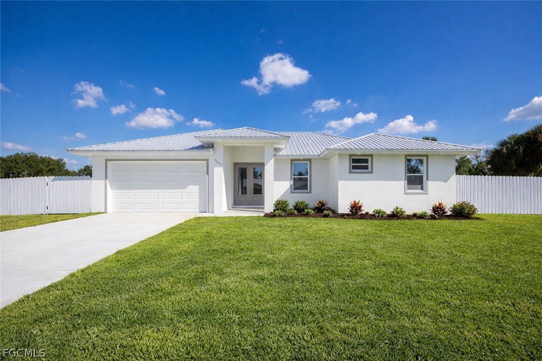 3 bed home in Labelle