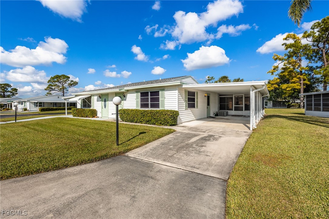 2 bed home in Lehigh Acres