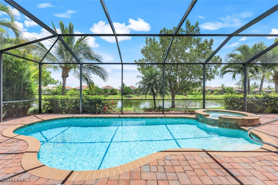 3 bed home in Bonita Springs