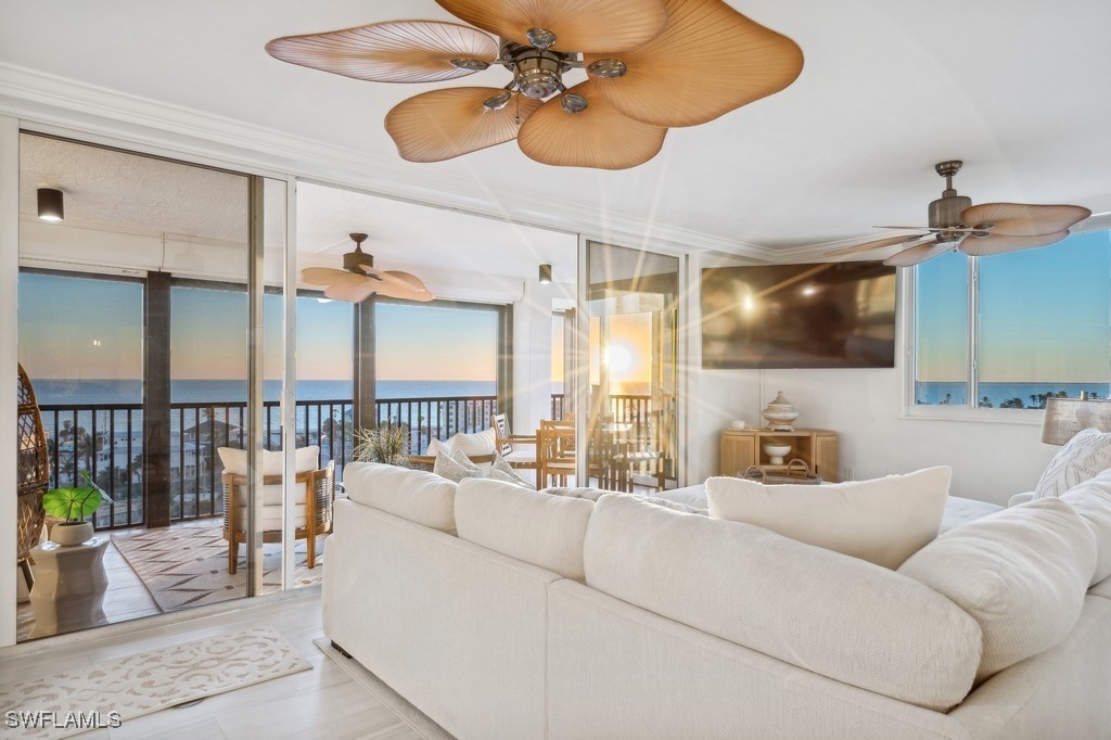 2 bed home in Fort Myers Beach
