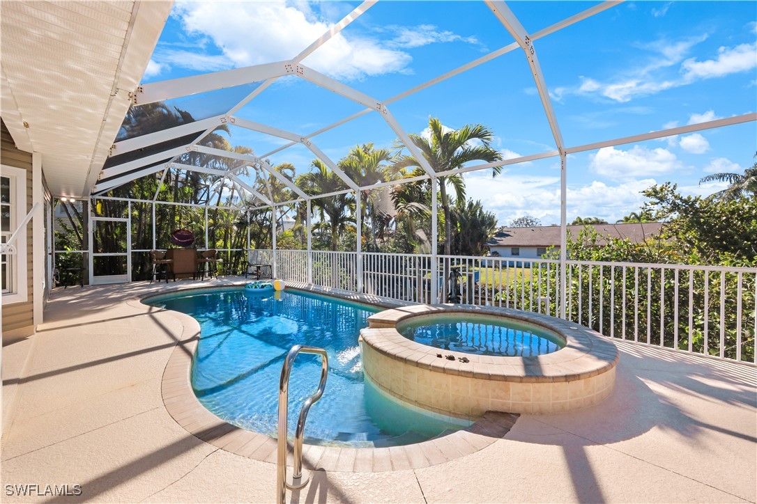 3 bed home in Bonita Springs