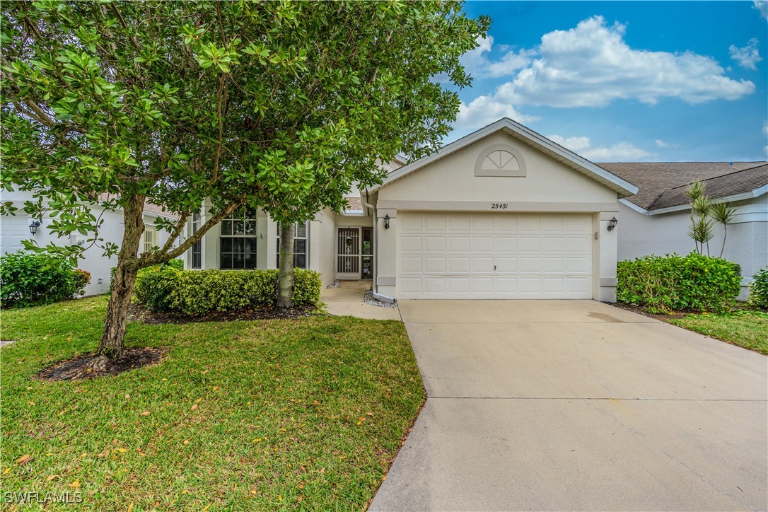3 bed home in Bonita Springs