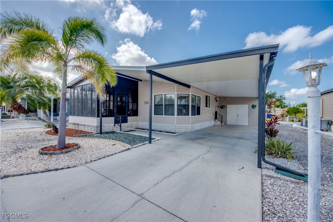 2 bed home in St James City