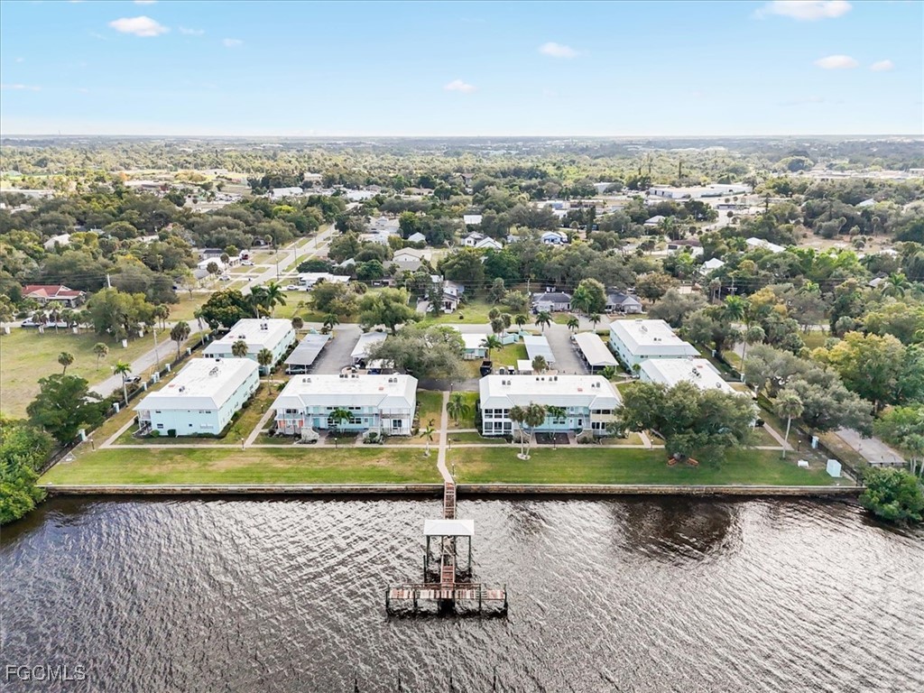 1 bed home in Fort Myers