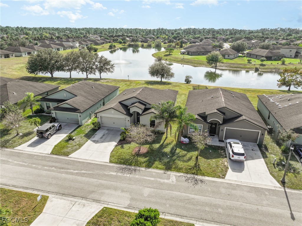 3 bed home in Lehigh Acres