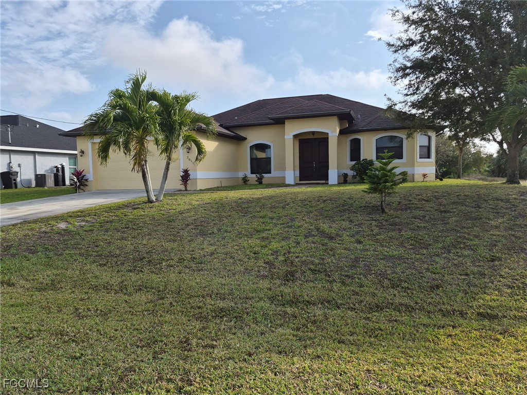 3 bed home in Cape Coral