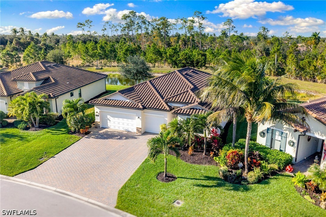 4 bed home in Naples