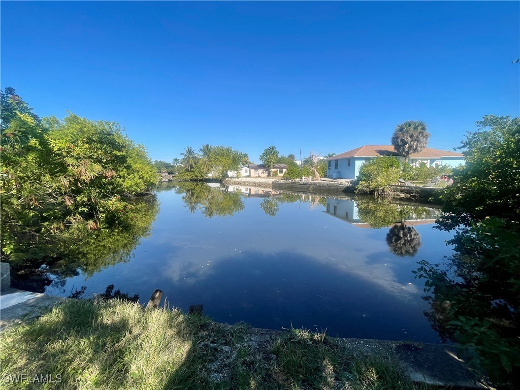 4 bed home in Naples