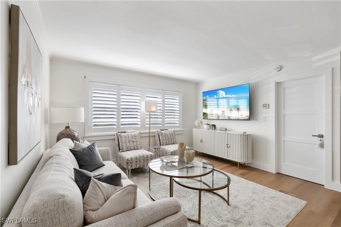 1 bed home in Naples