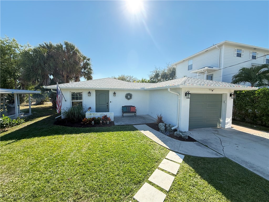 2 bed home in Bonita Springs