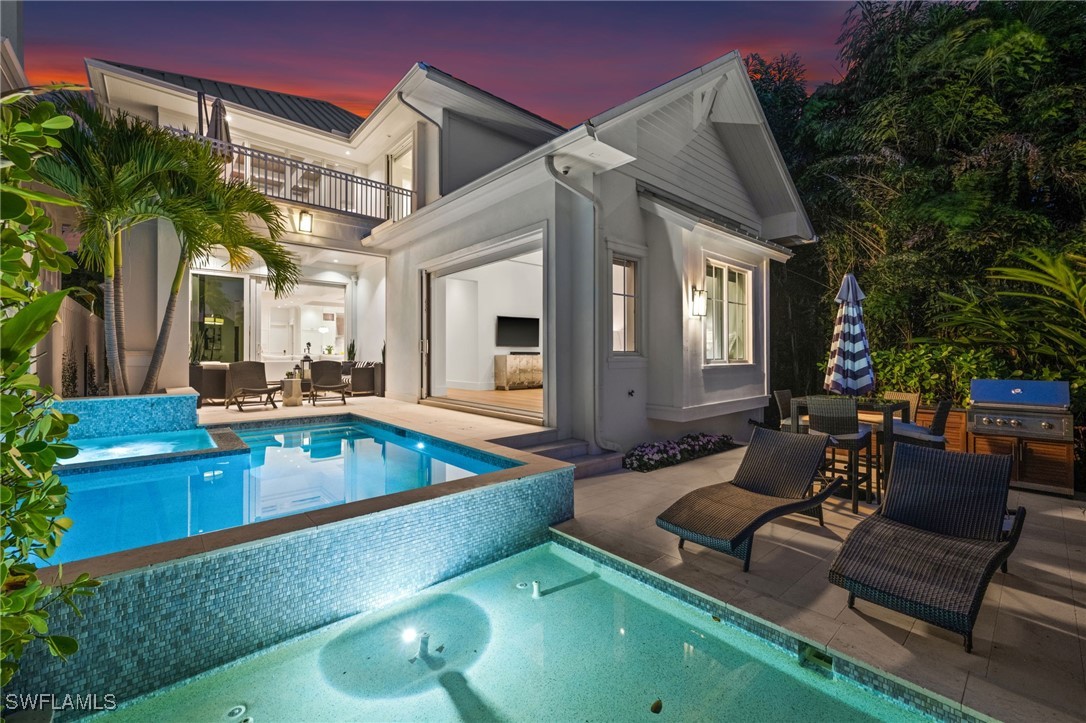 4 bed home in Naples