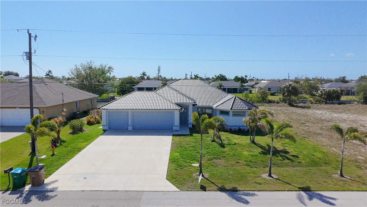 3 bed home in Cape Coral