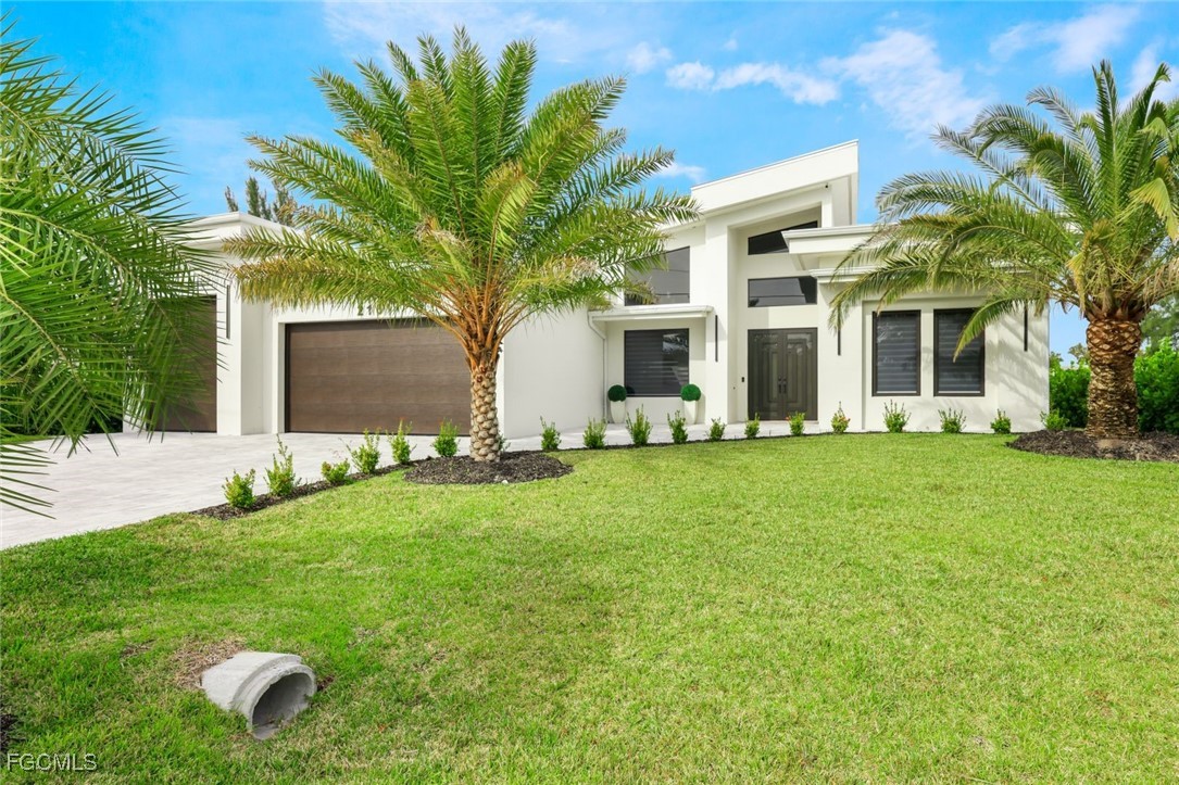 3 bed home in Cape Coral