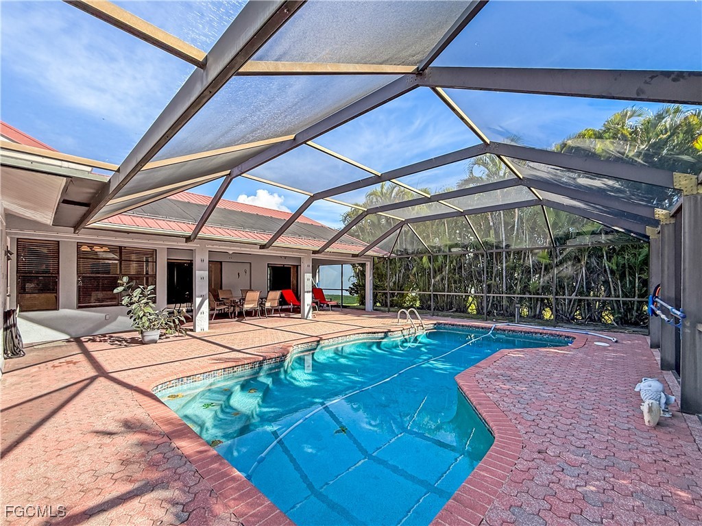 3 bed home in Cape Coral
